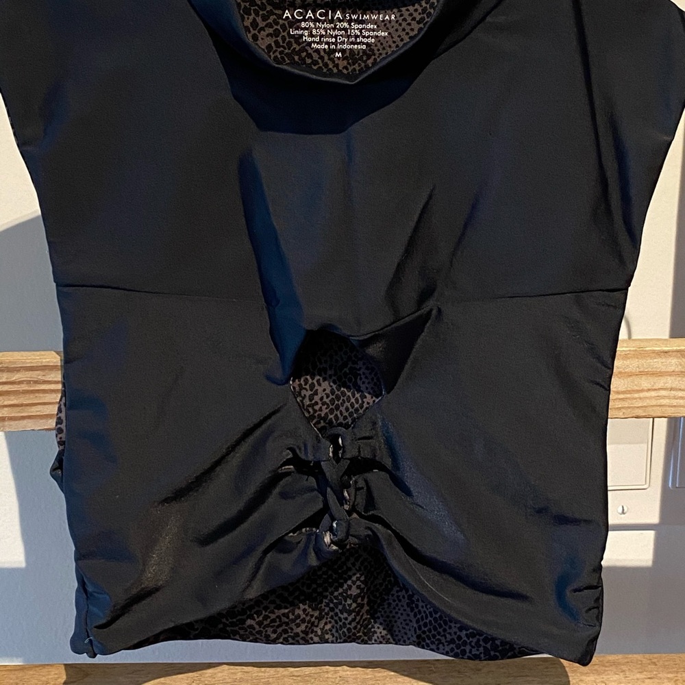 Acacia Amalfi Black Swim Top - Medium